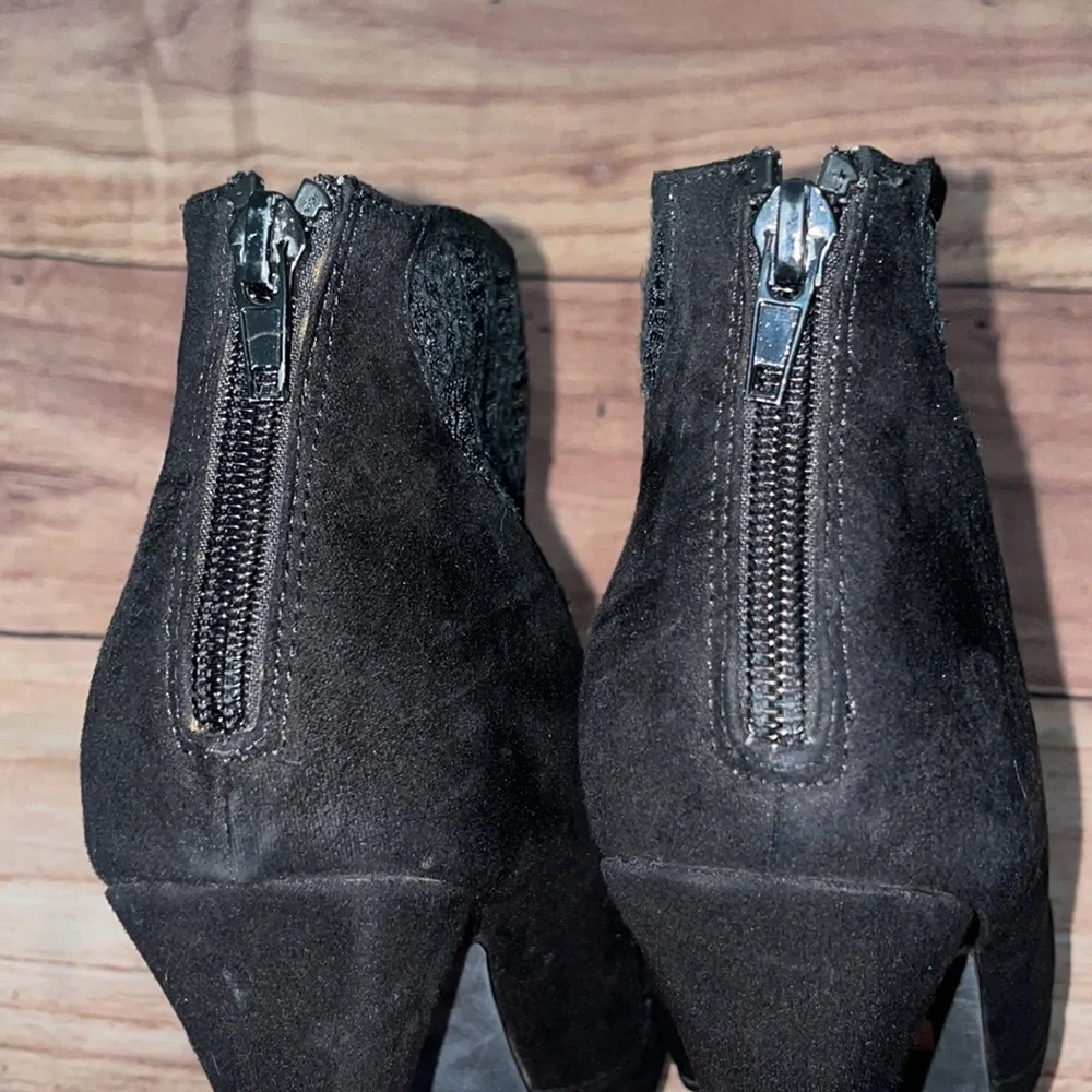 Suede/lace ankle boots size 7.5 color black